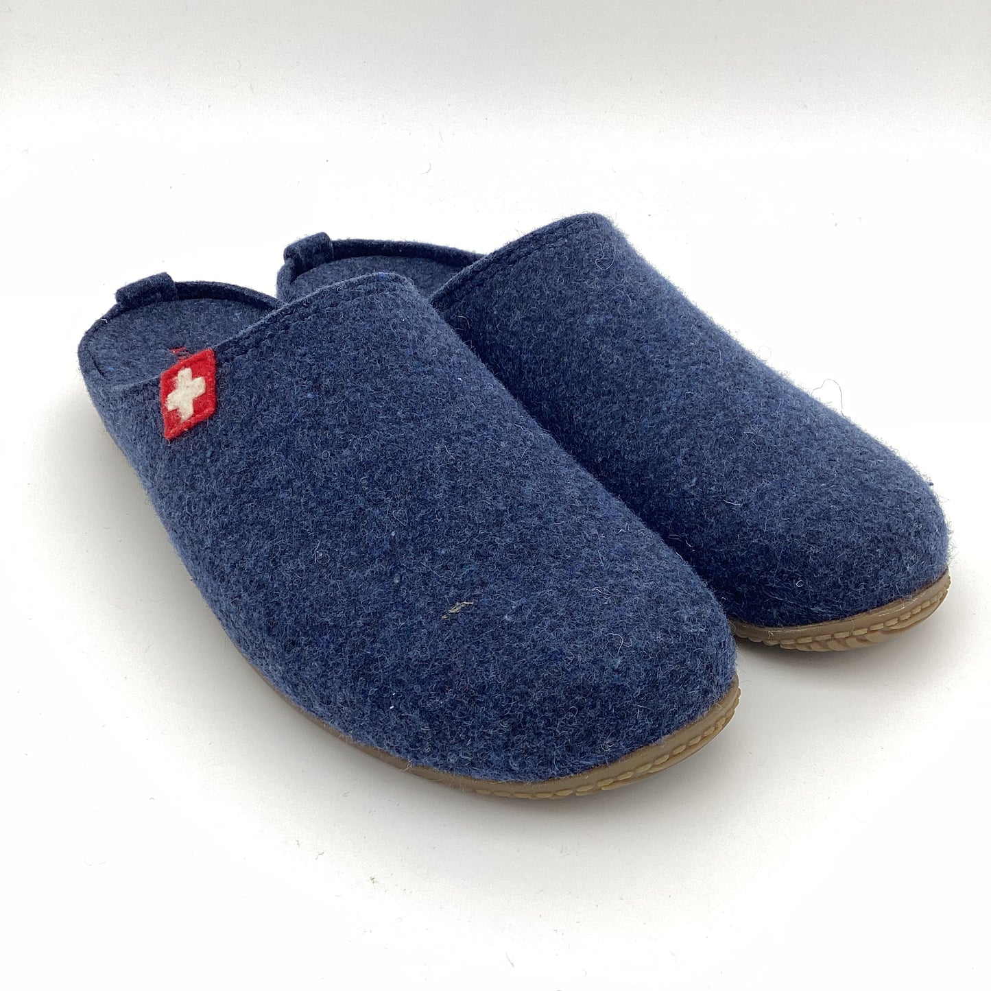 PANTOFFEL SCHWEIZER KREUZ I WOLLE