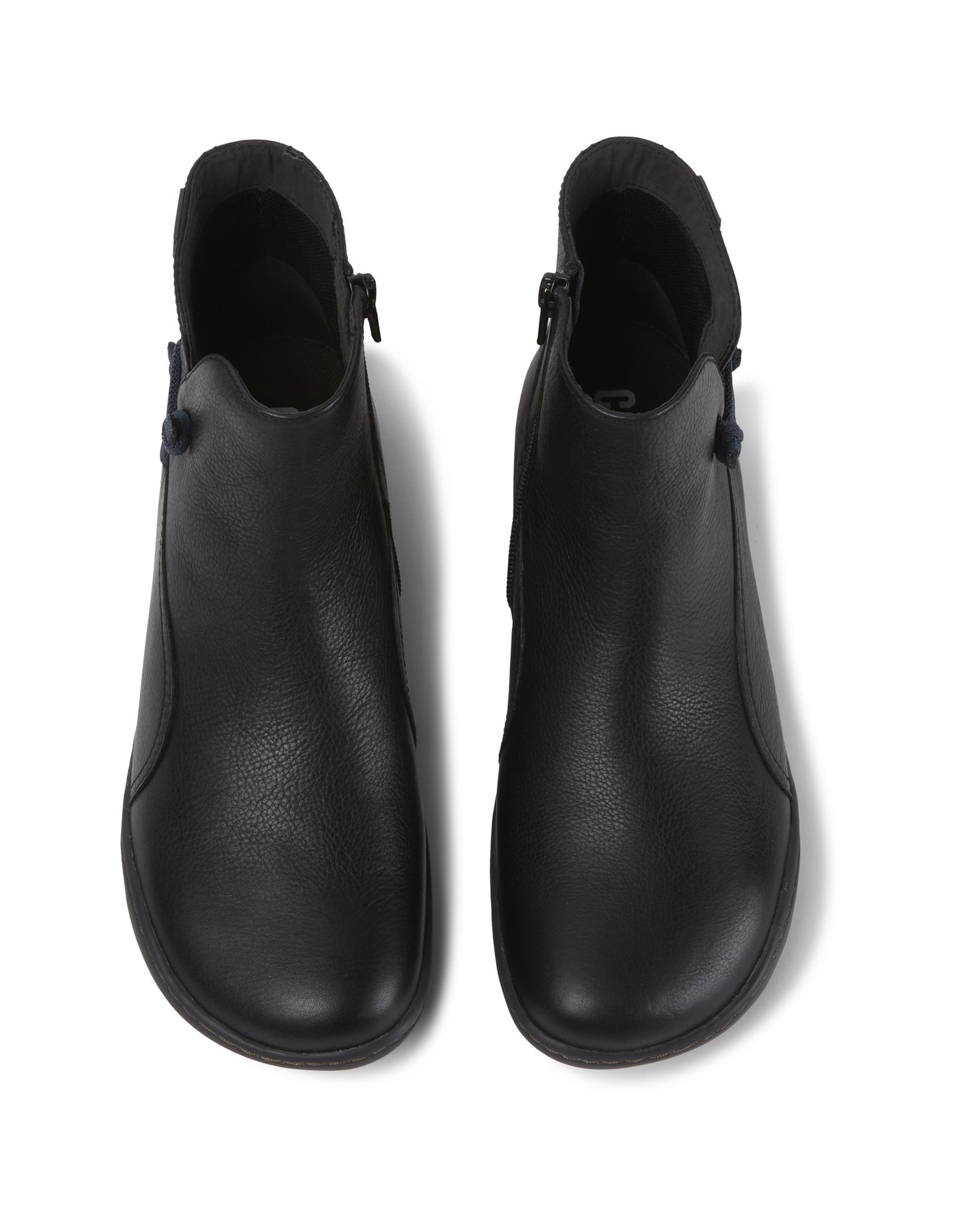 STIEFELETTE I PEU CAMI