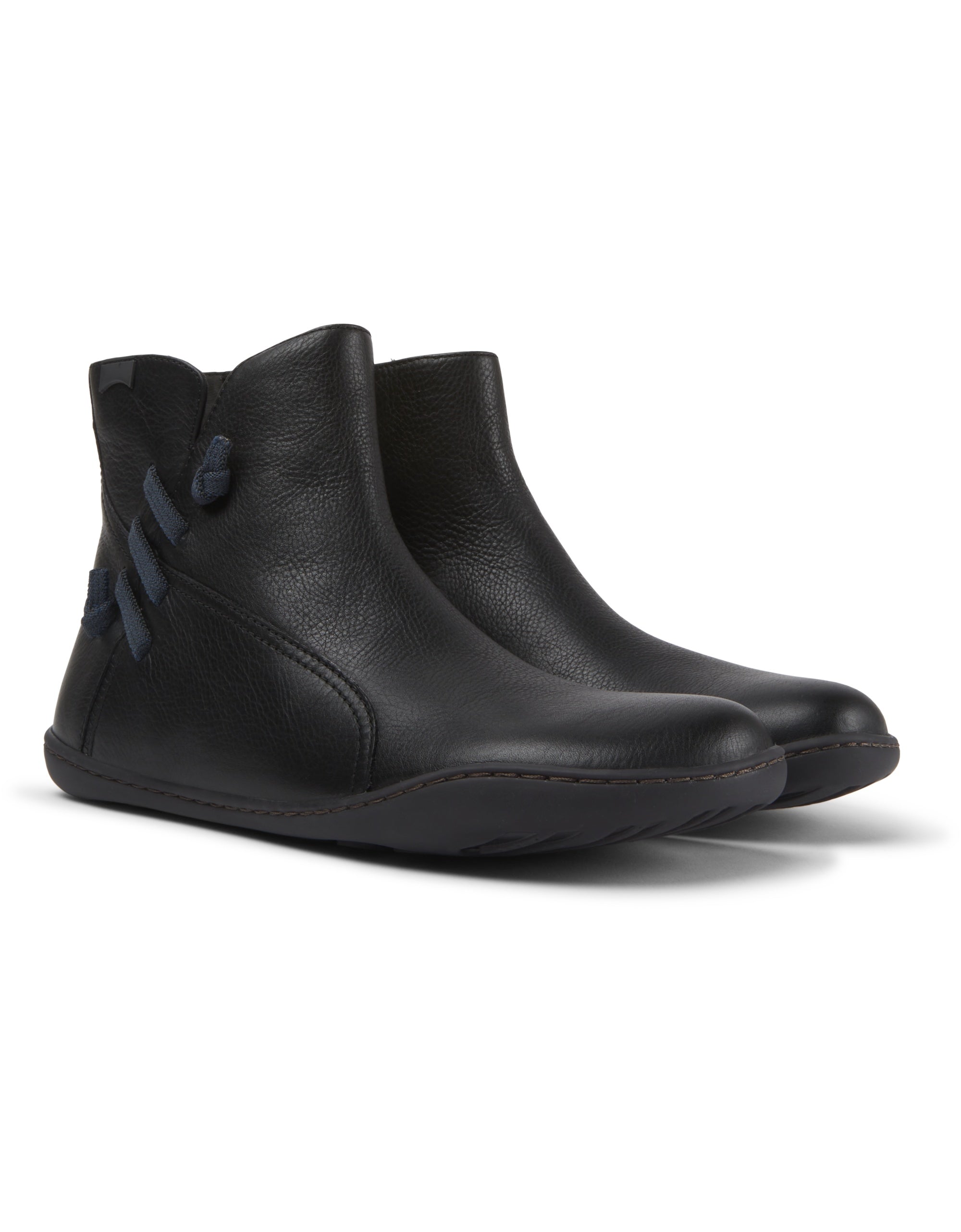 STIEFELETTE I PEU CAMI